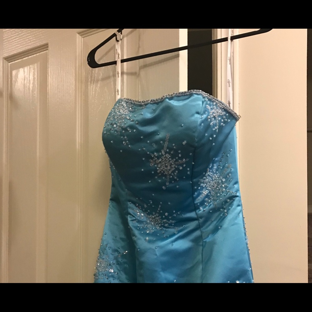 Formal. - Picture 2 of 2